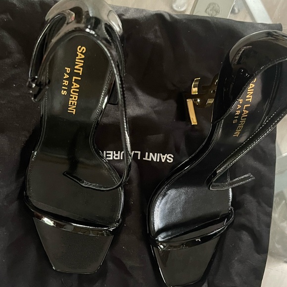 Saint Laurent
Opyum YSL Logo-Heel Sandals with Golden Hardware - Picture 2 of 6